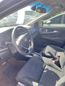Crider 1.8L Automatique Édition Luxe 2015 - Berline 5 Places avec Coffre de 588L - Voiture d'occasion à essence - Product Image 6