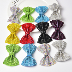 Delicados Apliques de Cristal con Pedrería Colorida en Forma de Lazo para Coser en Zapatos, Bolsos y Accesorios de Decoración para Bodas - Product Image 3