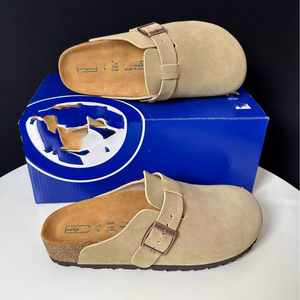 Mules classiques de luxe en daim et liège, style Birkenstock, de haute qualité, personnalisables, en promotion - Product Image 4