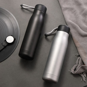 Bouteille d'eau isotherme en acier inoxydable, grande capacité, portable, pour usage extérieur, logo personnalisé, bouteille à paroi simple. - Product Image 5