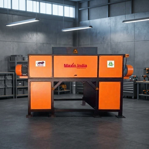 Broyeur de déchets en plastique FRP de qualité supérieure, à double arbre, semi-automatique, 1000 kg/h, équipement de recyclage robuste pour l'industrie - Product Image 1