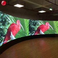 Pantalla LED Inmersiva para Interiores Xxx, Ofrece Imágenes Panorámicas Envolventes con una Visión Impactante para la Creación de Atmósfera en Escenarios Interiores