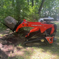 Derette V1000 Mini Skid Steer Loader dengan Bucket Grapple Mulcher Brush Cutter Trencher Attachments Mesin Diesel Kubota untuk Pertanian