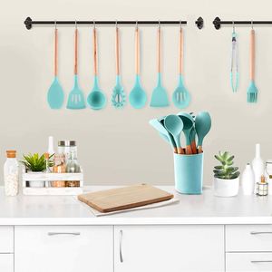 Set di Utensili da Cucina in Silicone con Manico in Legno, Accessori per Cucina, Stoviglie, Set di Strumenti per Cucinare - Product Image 2
