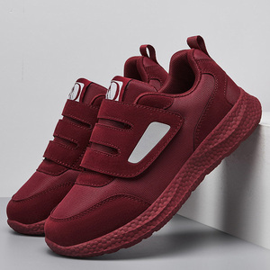 รองเท้าเบาสบาย ระบายอากาศได้ดี กันลื่น สำหรับผู้ป่วยเบาหวาน ไซส์ใหญ่พิเศษ ส่งเร็ว ใช้ได้ทุกฤดู - Product Image 3