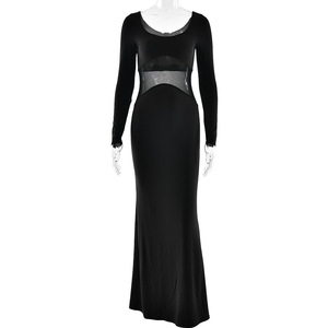Robe de soirée couleur unie avec empiècements en maille transparente, col rond, manches longues et découpes, longueur maxi - Product Image 5