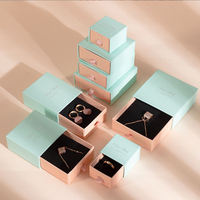 Boîte à bijoux à tiroir en papier avec Logo personnalisé pour collier, bague, boucles d'oreilles, emballage de bijoux pour petites entreprises, boîtes cadeaux pour bijoux