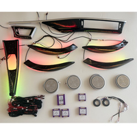 Lámpara LED de ambiente premium compatible con BMW F30 de distancia entre ejes corta, con textura de fibra de carbono, luz para el tablero de puerta, Plug and Play.