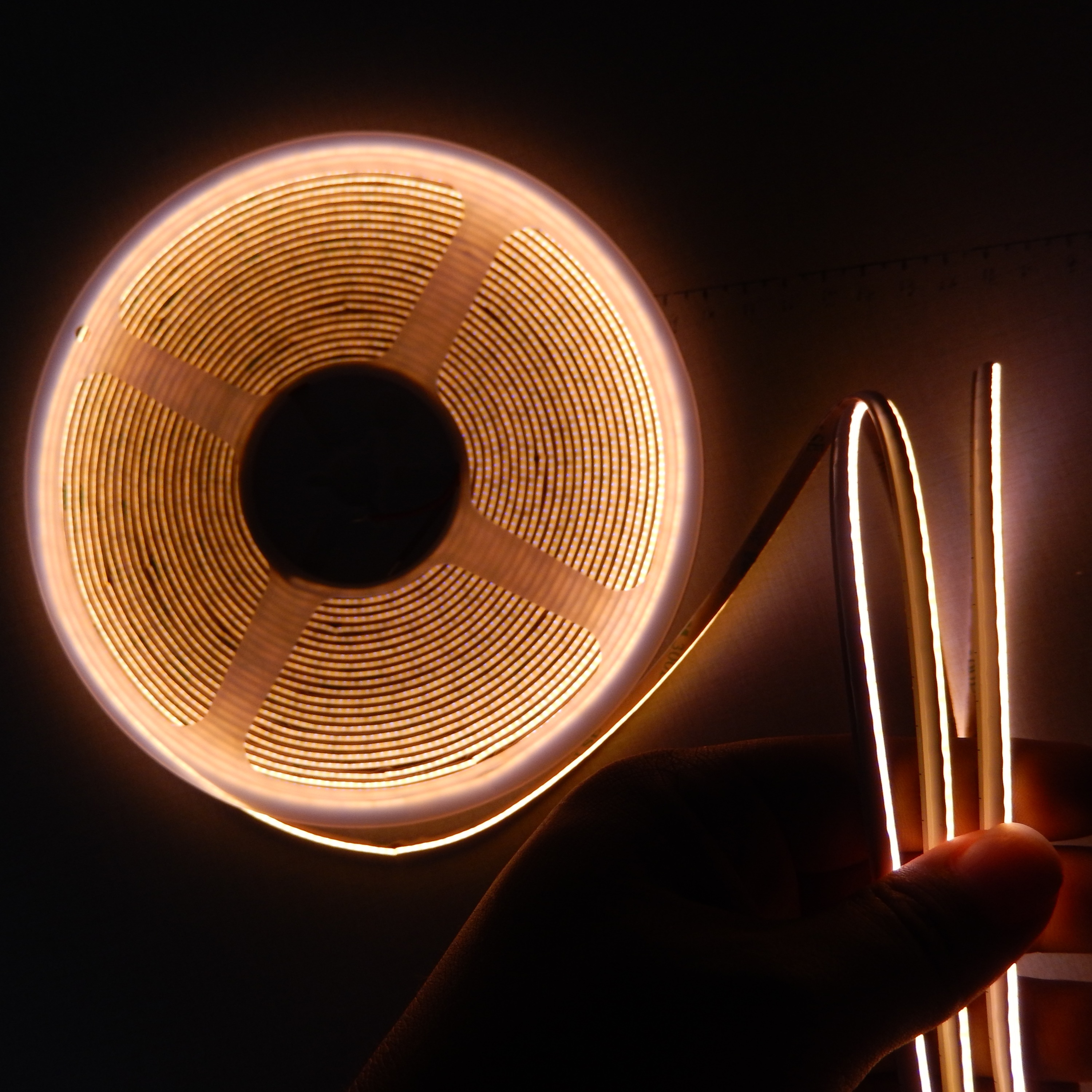 Side Glowing COB LED Strip Lights 5MM 8W 12V LED Lights 480leds/M IP20 Warm White Led Lights for Home Indoor Decoration