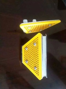 Panneau réflecteur rectangulaire blanc, jaune et rouge, réflecteur pour délimiteur de voie - Product Image 2