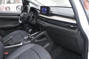 Livan X3 Pro SUV 2024 2025 2026, 5 Puertas, 5 Asientos, Auto de Gasolina de Alta Velocidad, Mejor Precio de Exportación, Tracción 4x4, AWD, Volante a la Izquierda, RuiLan X3 Pro - Product Image 4