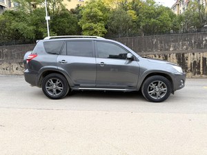 <span class=keywords><strong>Toyota</strong></span> <span class=keywords><strong>RAV4</strong></span> 2.0 SUV 2012 Usada, Tracción en las Cuatro Ruedas, Volante a la Izquierda, Interior Oscuro, Neumáticos R17, Auto Familiar para Aventuras - Product Image 5
