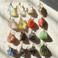 Pendentif Collier en Quartz Rose Brut Naturel, Pierre Précieuse Irrégulière, Cristal de Guérison, Figurine Sculptée, Bijou