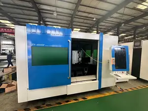 Metal Fiber Laser Cutting Machines Fully Closed 3015 4015 2000w 3000w 6000w 12kw