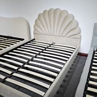Hotel Apartment Shell Gepolstertes Bett mit Stauraum Direkt vom Hersteller Hydraulisches Hebesystem Großer Stauraum unter dem Bett Samt-Bettgestell