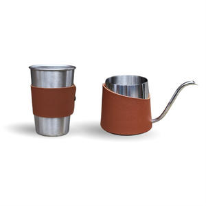 <span class=keywords><strong>Cafetière</strong></span> portable d'extérieur en acier inoxydable avec isolation en cuir, design simple et élégant, bec étroit, pour le voyage transfrontalier - Product Image 2