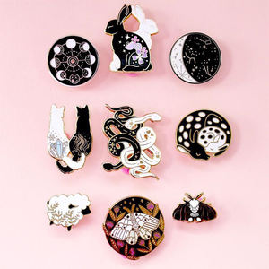 Pin de Solapa de Metal con Diseño de Gato, Pin de Esmalte Personalizado, Insignia de Metal, Venta al por Mayor, Proveedor Chino - Product Image 2