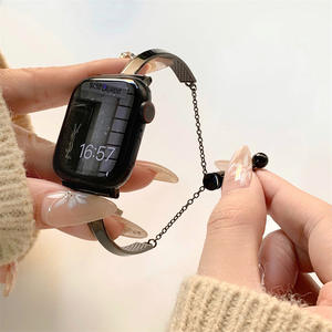 <span class=keywords><strong>Bracelet</strong></span> de montre simple mode femmes filles <span class=keywords><strong>Bracelet</strong></span> à paillettes pour <span class=keywords><strong>Apple</strong></span> <span class=keywords><strong>Watch</strong></span> série 10 9 8 <span class=keywords><strong>7</strong></span> 5 4 bandes métalliques - Product Image 6