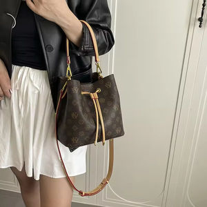 Bolso Tote Casual de Moda para Mujer, Cierre Abierto, Correa Desmontable, Material de PU Impermeable, Bolso de Lujo para Uso Diario en la Oficina - Product Image 3