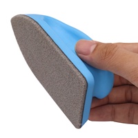 Bloc abrasif triangulaire de dureté moyenne jaune/bleu, portable, pour le nettoyage des garnitures de voiture, du verre et des canapés