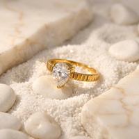 Vente en gros d'anneaux empilables rétro vintage en acier inoxydable 316L plaqué or 18 carats avec pierres CZ
