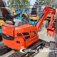 Miniexcavadora Kubota U17 Roja Compacta Usada, Pocas Horas de Trabajo, Buen Estado, Motor de 12.1kw, Caja de Cambios y Bomba