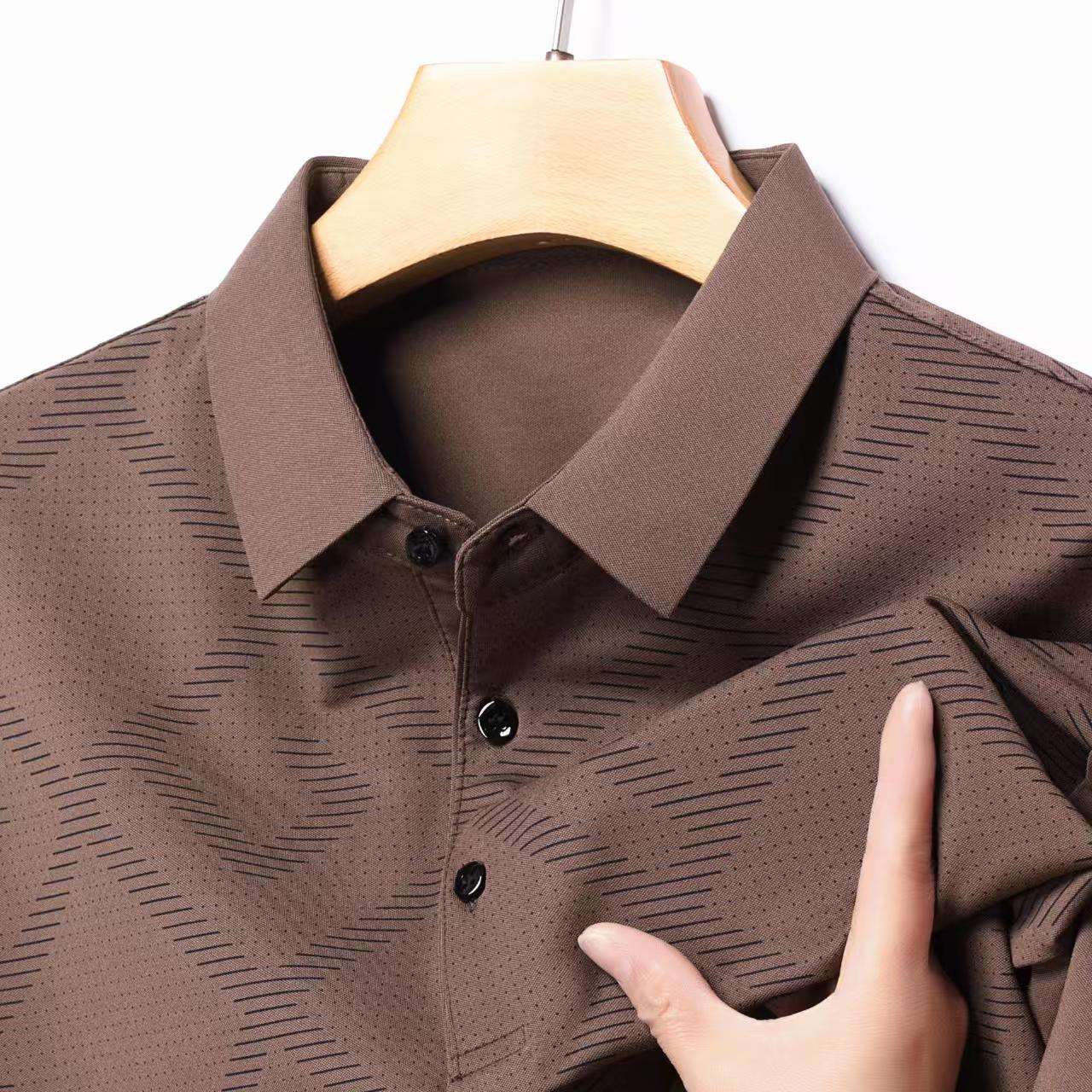 สีน้ำตาล