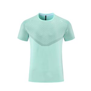 เสื้อยืดผู้ชายคุณภาพสูง ทรงเข้ารูป คอวี ซับเหงื่อ ลายพิมพ์ ผ้าถัก น้ำหนัก 200 กรัม ดีไซน์เรียบ - Product Image 5