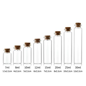 Vente en gros de flacons en verre transparent de 22 mm de diamètre avec bouchon en liège - Product Image 5