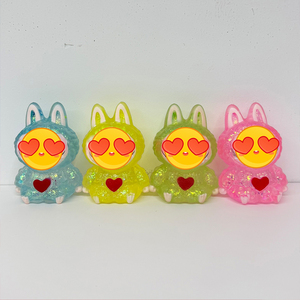 Paquete de 60 Juguetes Antiestrés de Monstruos Goblinos con Orejas Puntiagudas y Dientes Sonrientes, Lindos y Traviesos, para Niños, Envío desde Almacén en EE. UU. - Product Image 5