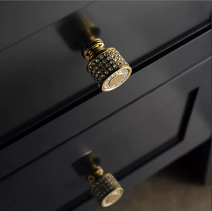 Puxador de Móveis de Furo Único em Liga de Zinco Cravejada com Diamantes, Ideal para Armários, Guarda-Roupas, Gavetas e Adega - Product Image 3