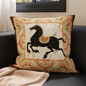 Coussin de canapé style vintage Année du Cheval, oreiller de dossier haut de gamme rétro Dunhuang, housse de coussin amovible et lavable avec - Product Image 5