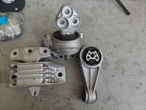 Supporto Motore per DFSK Glory 580 Pro, Staffa di Supporto Ammortizzatore - Product Image 3