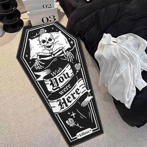 Alfombra de poliéster antideslizante y resistente a las manchas con diseño de ataúd gótico Guruca para decoración interior de Halloween, uso junto a la cama en el dormitorio - Product Image 4