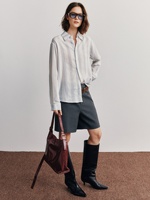 Chemisier décontracté pour femme en coton 100% teint en fil à rayures verticales, bleu pâle et blanc, col à revers, boutonnage, manches longues