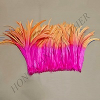 Plumes de coq longues bicolores enfilées, blanchies et teintes, directement de l'usine, commandes en gros disponibles
