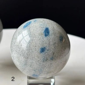 หินควอตซ์ทรงกลมธรรมชาติคุณภาพสูง K2 สำหรับงานฝีมือตกแต่งบ้านตามหลักฮวงจุ้ย ขายส่ง - Product Image 2