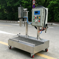 Machines de remplissage industrielles pour gallons, seaux et peintures |   Lignes d'emballage personnalisées pour la colle et les revêtements avec systèmes de convoyage intégrés