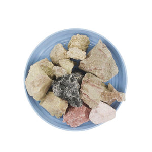 Suministro de mineral crudo de montmorillonita 200-1250mesh polvo de bentonita para arena para gatos - Product Image 4