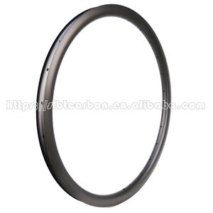 Llantas de grava de carbono ultraligeras 32mm de ancho Tubeless Ready 700c All Road Carbon Hoop - Product Image 2