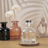Bouteille diffuseur blanche de 150 ml, élégante bouteille diffuseur en verre avec bâtonnets en céramique pour l'aromathérapie
