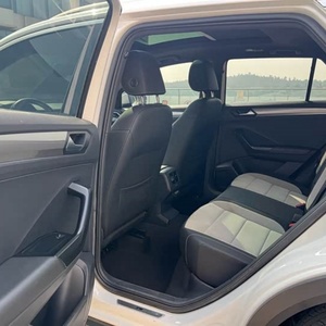 Para <span class=keywords><strong>T</strong></span>-<span class=keywords><strong>ROC</strong></span> <span class=keywords><strong>2019</strong></span> 280TSI DSG 2WD Auto LHD SUV Compacto Euro VI 5 Asientos para Exportación, Suministro al por Mayor de Gran Volumen - Product Image 5