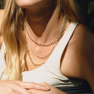 Collana Multistrato J&D in Acciaio Inox Placcato Oro 18K PVD, Catena Minimalista Bicolore Fatta a Mano - Product Image 2