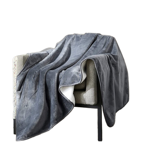 Manta de Franela Tejida Impermeable, Antiderrames y a Prueba de Fugas para Cama y Sofá, Protección para Niños por Harshit International - Product Image 1