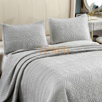 Ensemble de literie léger matelassé 3 pièces en microfibre avec rembourrage en polyester pour chambre à coucher toutes saisons