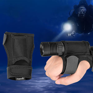 مصباح غوص DF006 من سبائك الألومنيوم مع مفتاح دوار مغناطيسي، كشاف محمول 32650، مصباح غوص IPX8/IP67 بقوة 2350 لومن حاصل على شهادة CE - Product Image 1