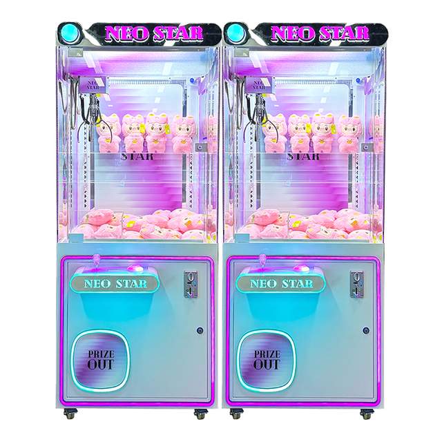 A Lucky Gift Claws Pusher Machine Claw Machine 32 Inches for Sale Canada Claw Machine Japan with Credit Card Reader Power Supply