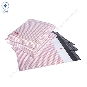Práctico ligero autosellado Poly Bubble Mailer diseño impermeable para productos textiles prendas de vestir tratamiento de superficie de impresión - Product Image 4