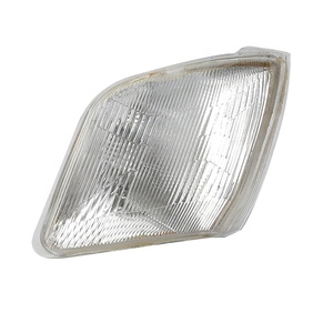 Convient aux feux de coin Peugeot 605, aux clignotants, aux lampes 605 CORMER et aux feux de coin avant. - Product Image 1