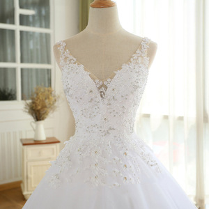 Wedding Dress V Neck Lace Sleeveless Empire Waist White Vintage Bridal Gown Women's Formal Wear - Product Image 2